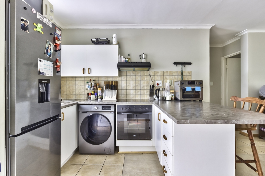 2 Bedroom Property for Sale in Parklands Western Cape
